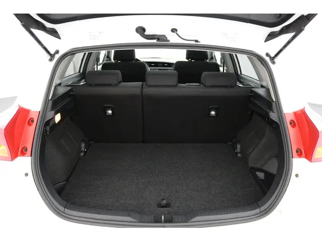 Toyota Auris 1.8 Hybrid Lease 2013 Hybride Benzine 25