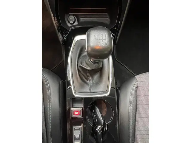 Peugeot 208 1.2 Turbo Allure 102 PK 2020 Benzine 19