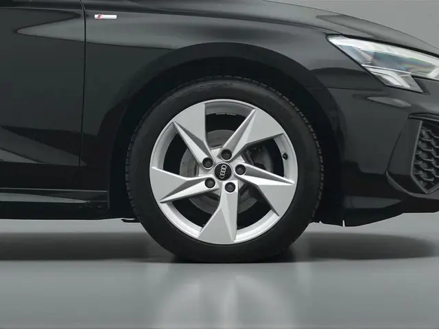 Audi A3 Sportback 35 TFSI S edition 2024 Benzine 12