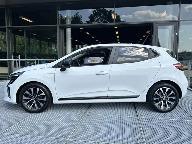 Mitsubishi Colt 1.0T MT Intense 2024 Benzine 13