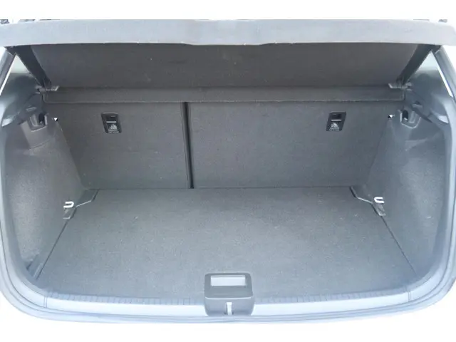 Volkswagen Polo 1.0 TSI STYLE 2022 Benzine 18