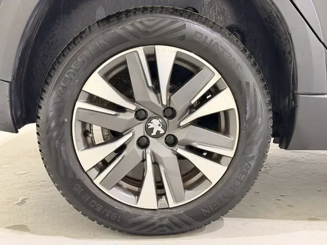 Peugeot 2008 1.2 GT-Line Automaat Navi/Clima 2019 Benzine 8