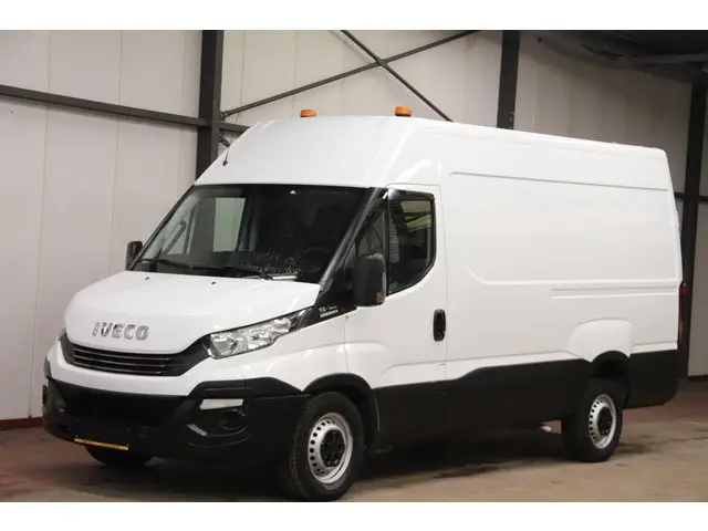 Iveco Daily 35S14V 2.3 352 L2H2 2018 Diesel