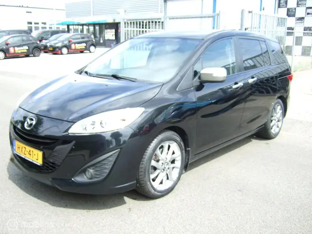 Mazda 5 1.8 TS CLIMA CRUISE 7 Pers Trekhaak 2014 Benzine 22