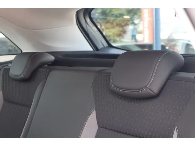 Opel Crossland X 1.2 Turbo Innovation 2017 Benzine 9