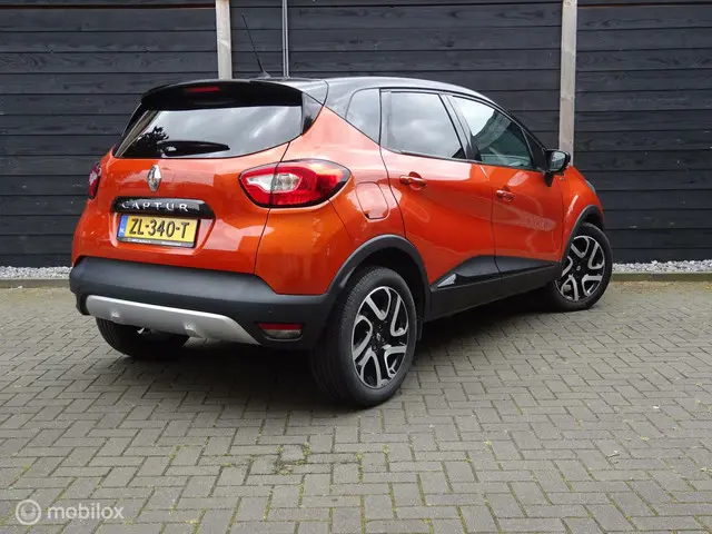Renault Captur 0.9 TCe Limited 2017 Benzine 6