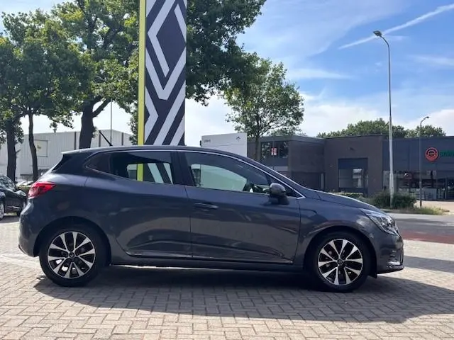 Renault Clio TCe 90 Intens 2020 Benzine 4