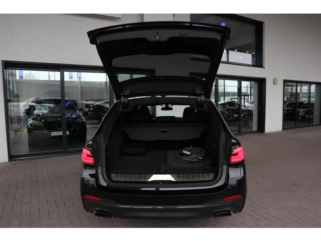 BMW 5 Serie Touring 530e xDrive 2024 Hybride Benzine 5