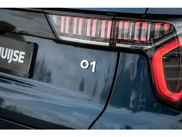 Lynk & Co 01 1.5 Plug-in Hybrid 2023 Hybride Benzine 34