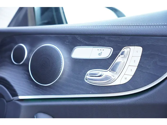 Mercedes-Benz E-Klasse Coupé 200 Premium 2018 Benzine 26