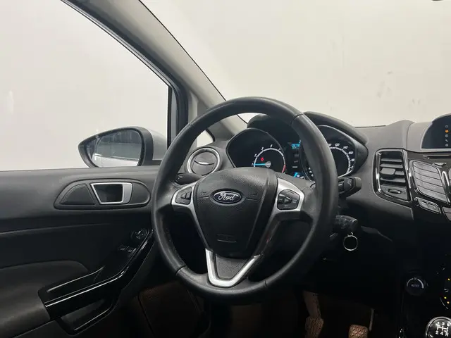 Ford Fiesta 1.0 Titanium 2014 Benzine 24