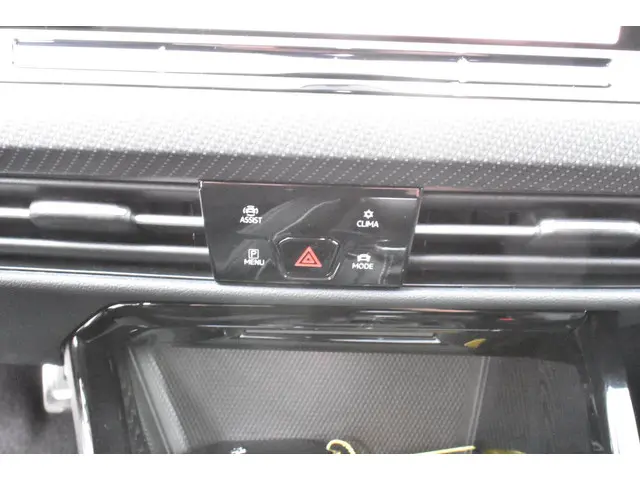 Volkswagen Golf 1.5 TSI R-Line 2023 Benzine 20