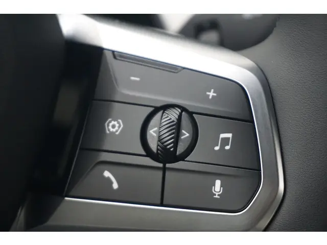 BMW iX2 eDrive20 2025 Elektrisch 15