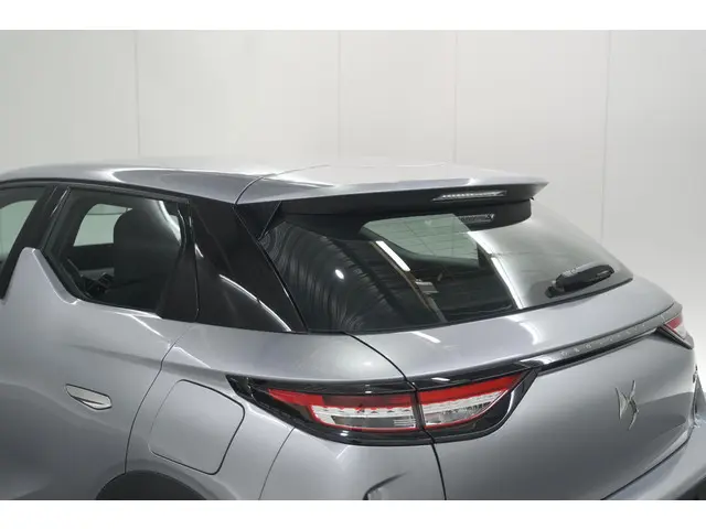 DS DS 3 Crossback PureTech 100 Montmartre 2022 Benzine 20