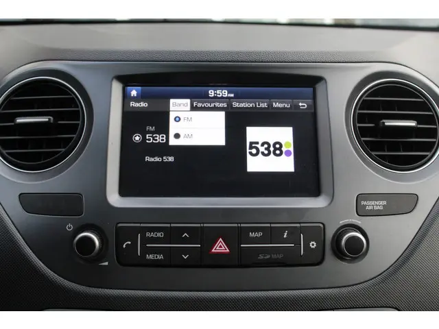 Hyundai i10 1.0i Comfort//Airco//Navi//5drs!! 2018 Benzine 19