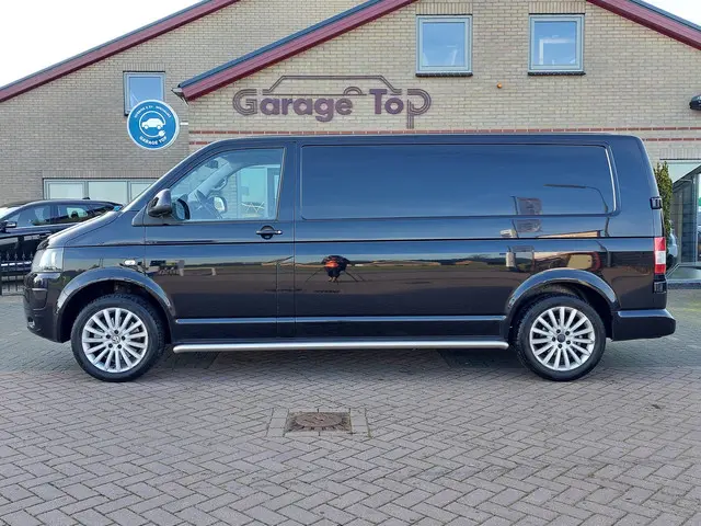 Volkswagen Transporter 2.0 TDI L2H1 2014 Diesel 9