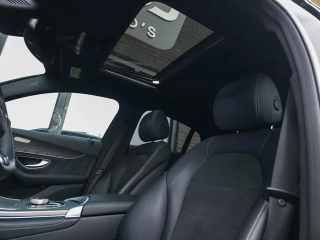 Mercedes-Benz GLC Coupé 250 4MATIC 2017 Benzine 10