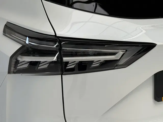 Nissan QASHQAI 1.3 MHEV Xtronic Tekna Plus 2025 Benzine 28