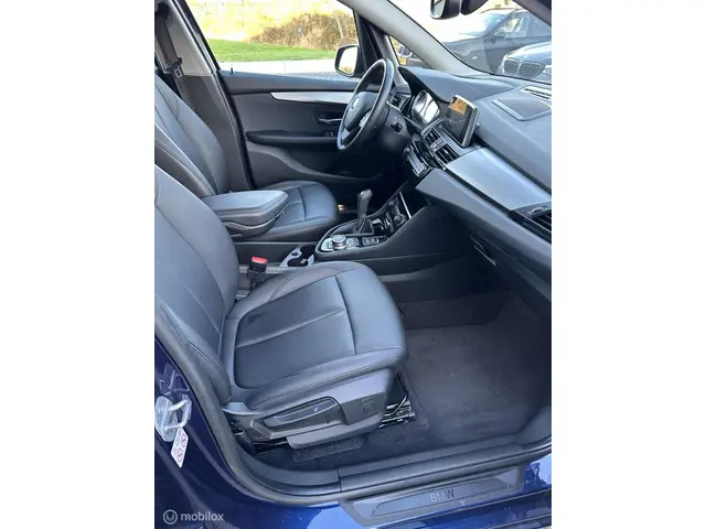 BMW 2 Serie Active Tourer 216i Executive 2019 Benzine 14