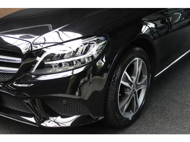 Mercedes-Benz C-Klasse 180 2019 Benzine 11