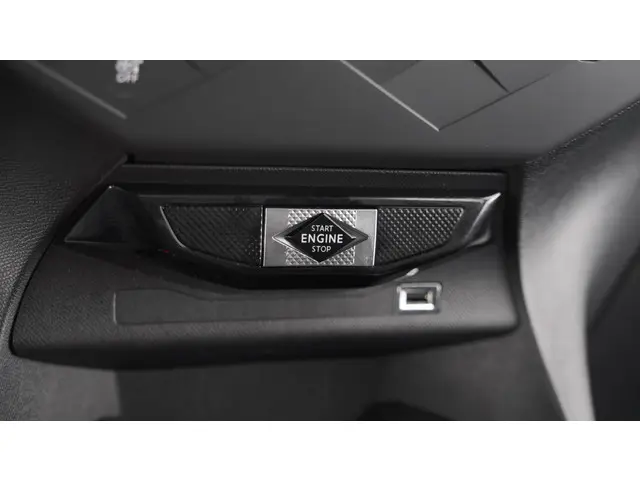 DS DS 3 Crossback PureTech 100 Montmartre 2022 Benzine 31