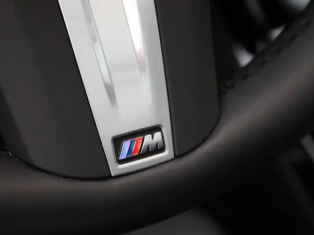 BMW X3 xDrive30e 2024 Hybride Benzine 12