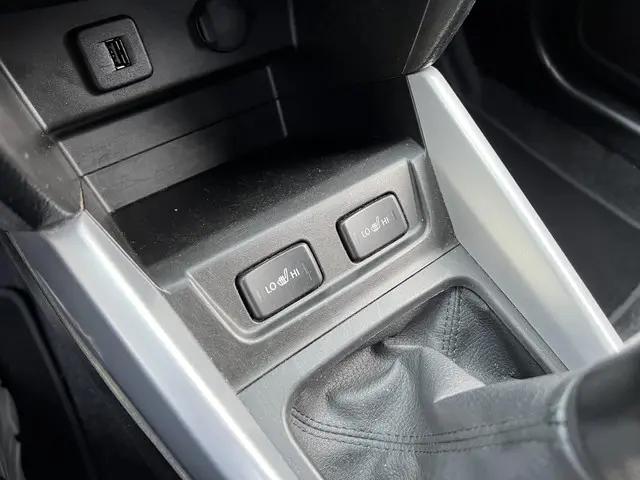 Suzuki Vitara 1.6 Exclusive 2015 Benzine 27