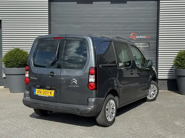 Citroën Berlingo 1.6 e-HDI 500 Comfort 2015 Diesel 2