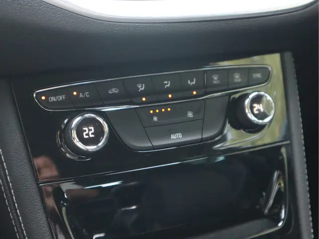 Opel Astra Sports Tourer 1.4T Innovation 2016 Benzine 9