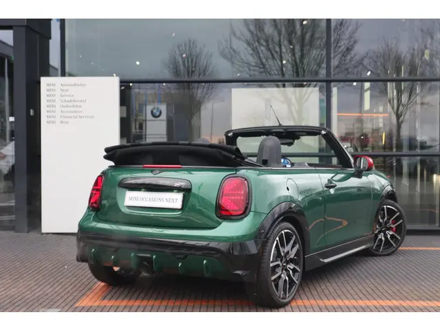 MINI Cabrio 3