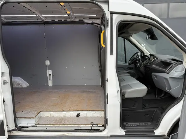 Ford Transit 350 2.0 TDCI L3H2 Trend 2018 Diesel 31