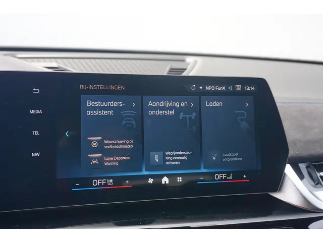BMW iX2 eDrive20 2025 Elektrisch 25