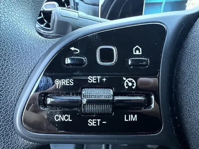 Mercedes-Benz A-Klasse 180 2021 Benzine 26