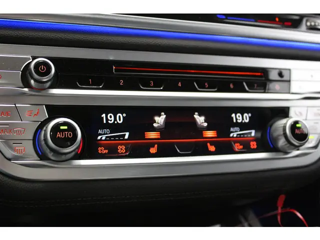 BMW 7 Serie 745e High Executive 2022 Hybride Benzine 40
