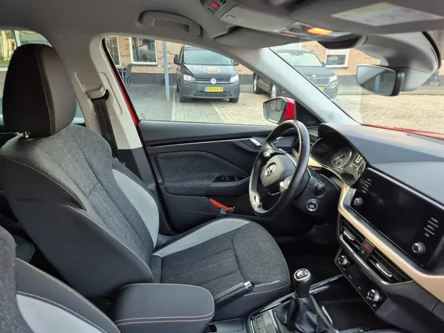 Škoda Kamiq 1.0 TSI Style 2021 Benzine 14