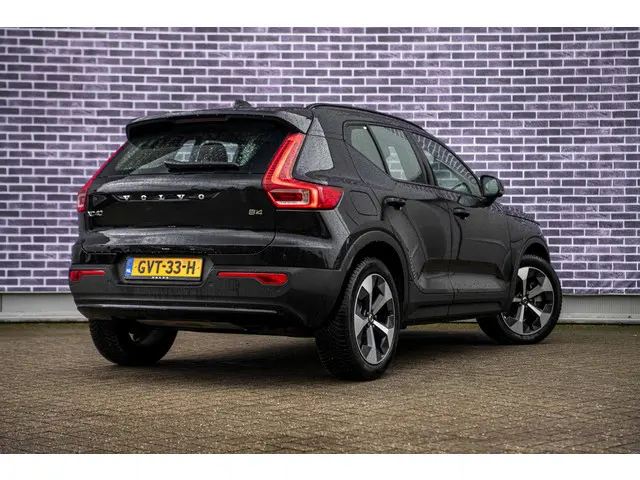 Volvo XC40 3