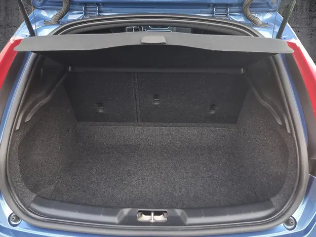 Volvo V40 2.0 D2 R-Design 2017 Diesel 20