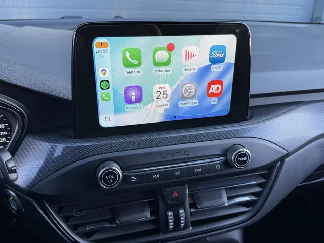 Ford Focus 1.0 ECOBOOST ST LINE BUSINESS 2019 Benzine 26