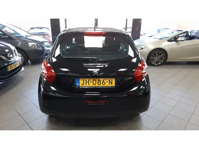 Peugeot 208 3