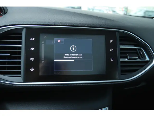 Peugeot 308 1.2 PT ALLURE 2017 Benzine 27