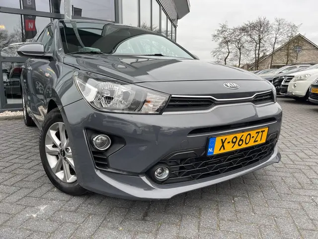 Kia Rio | Camera | Carplay| PDC | DAB | LMV | 2021 Benzine 14