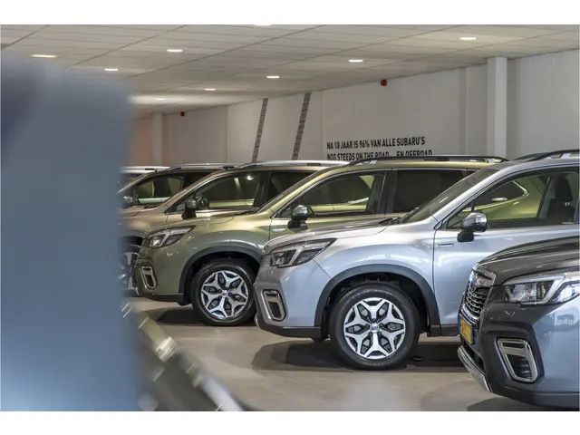 Subaru XV 2.0i e-BOXER Luxury 2022 Hybride Benzine 44