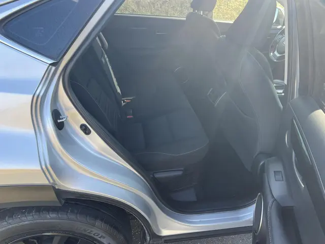 Lexus NX 300h GARANTIE 2015 Hybride Benzine 10