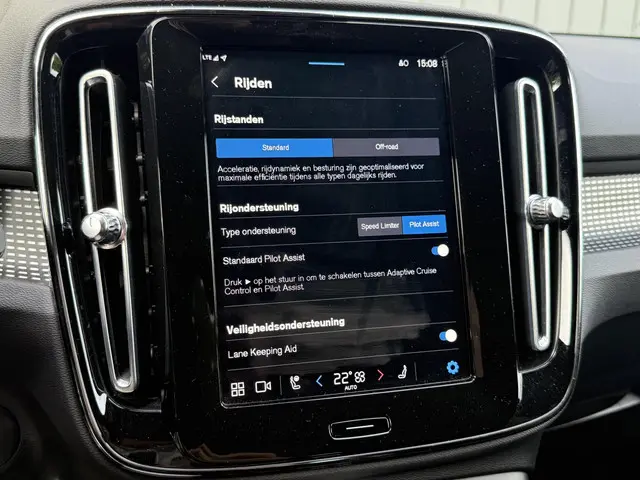 Volvo XC40 Recharge P8 AWD R-Design 2021 Elektrisch 21