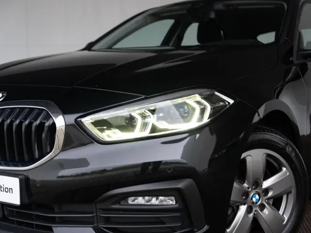BMW 1 Serie 118i 2022 Benzine 13
