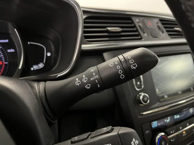 Renault Kadjar 1.2 TCe Bose 2018 Benzine 28