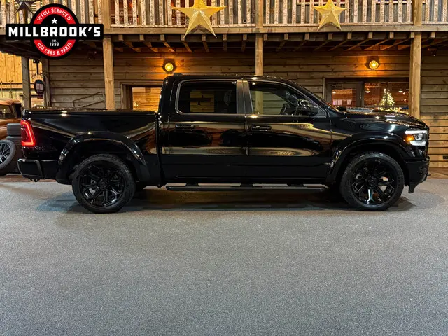 Dodge Ram 1500 5.7 V8 Laramie 2023 LPG/Gas 8