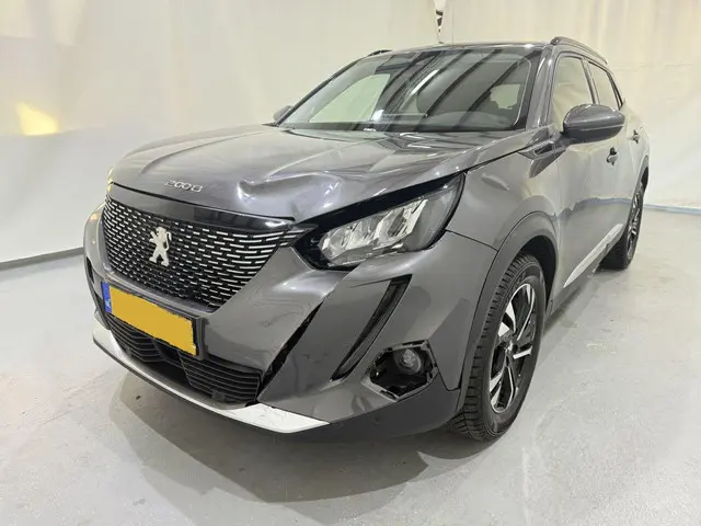 Peugeot 2008 1.2 PureTech Allure Automaat 2020 Benzine 31