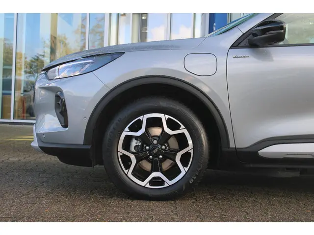 Ford Kuga 2.5 PHEV Active X 2024 Hybride Benzine 41