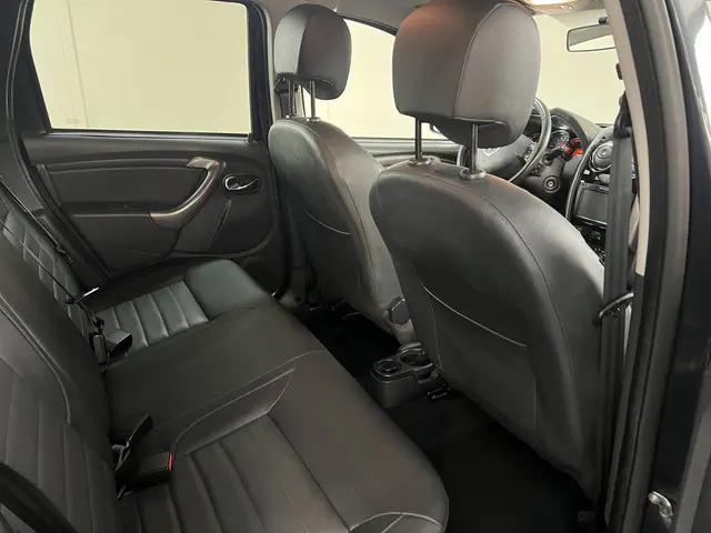 Dacia Duster 1.2 TCe 4x2 Blackshadow 2017 Benzine 13